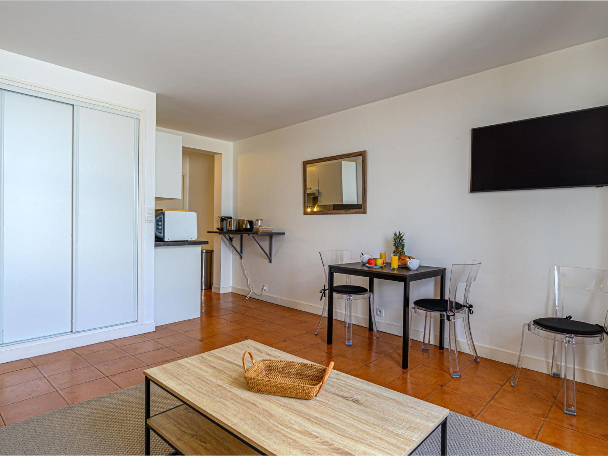 Apartment Le Quai By Interhome 라트리니트쉬르메르 외부 사진